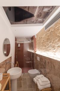 Phòng tắm tại La Goccia Suite