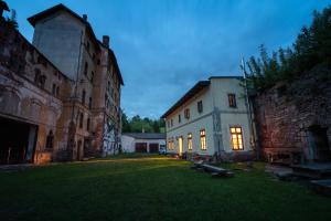 Budova, v ktorej sa vila nachádza