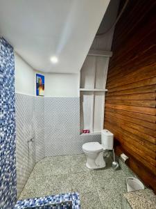 Koupelna v ubytování KABY Bungalows