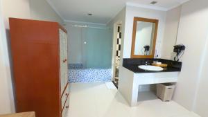 Fotografie z fotogalerie ubytování Whiterock Beach Hotel and Waterpark v destinaci Subic