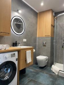 Łazienka w obiekcie Apartament Dekerta garaż, duży taras, smart tv
