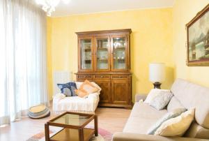 Posezení v ubytování Spacious apartment at Como lake