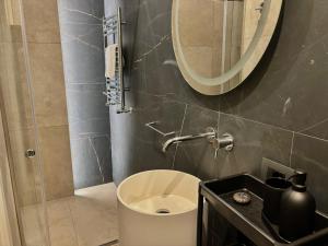 A bathroom at Villa Provenza