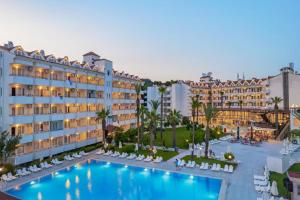 Afbeelding uit fotogalerij van Club Pineta Hotel - All Inclusive in Marmaris