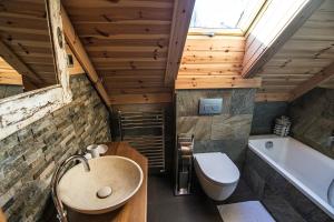 Kúpeľňa v ubytovaní Villa Buky