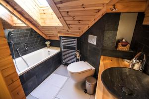 Kúpeľňa v ubytovaní Villa Buky