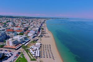 an aerial view of a beach and the ocean at SK Apartment II in Perea