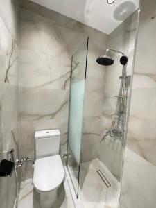 Ένα μπάνιο στο Luxury Studio House 392-3 +2 φωτογραφίες