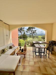 Posezení v ubytování Studio Apartment - Domaine du Golf Resort