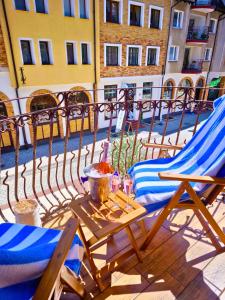 Fotografie z fotogalerie ubytování City Hall Bliss Suite - Premium Apartament z Balkonem i Widokiem na Ratusz v Kolobřehu