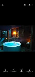 Fotografie z fotogalerie ubytování studio 'chalet rustique v destinaci Puessans