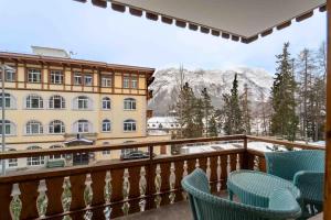 O vedere generală la munți sau o vedere la munte luată de la acest apartament