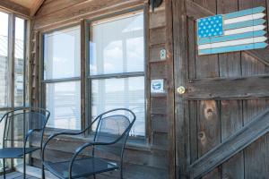 Fotografie z fotogalerie ubytování Lakeview Cedar Cabin - Uncle Sams Cabin - 3 v destinaci Mead