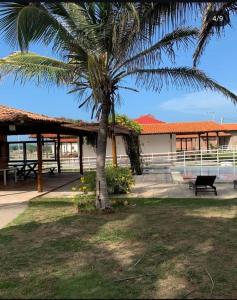 Budova, kde se chata nachází