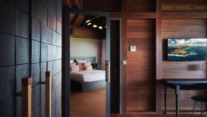 Llit o llits en una habitació de Prestigious Villa with Inspired Architecture