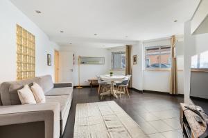 Kuchyň nebo kuchyňský kout v ubytování Apartamento - Parque do Jamor