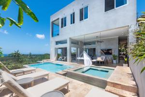 Piscina a Todo es Posible home o a prop