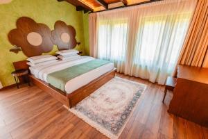 Voodi või voodid majutusasutuse Hotel Thethi toas