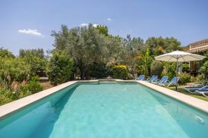 Der Swimmingpool an oder in der Nähe von Villa Can Boseta by SunVillas Mallorca