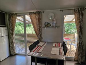 Kuchyň nebo kuchyňský kout v ubytování Mobil home Côte d'Opale