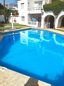 Swimmingpoolen hos eller tæt på Bajamar 24