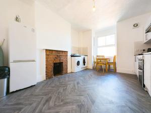 Dapur atau dapur kecil di Albert Road Homestay