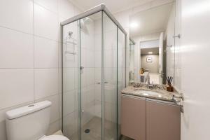 Ένα μπάνιο στο Jacques Pilon Residence 42 m2 Apartment +24 φωτογραφίες