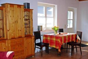 Φωτογραφία από το άλμπουμ του Appartement In Unzenberg Hunsrück σε Göbenhausen +8 φωτογραφίες