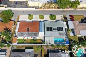 Bazen u ili blizu objekta SeaI - Unit H with pool