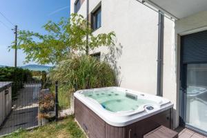 Giardino di Sunset Resort 003 Jacuzzi