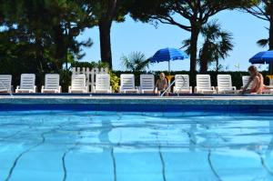 Bazén v ubytování Park Hotel Perù ***S nebo v jeho okolí
