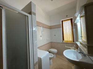 Koupelna v ubytování Vista mare e Dolce Vita loft romantico a Diamante