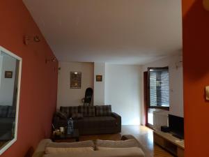 Μια τηλεόραση ή/και κέντρο ψυχαγωγίας στο Hello Africa apartment