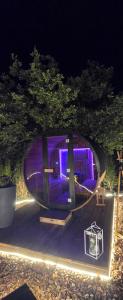 Bazén v ubytovaní Bubble Glamping Sicily alebo v jeho blízkosti