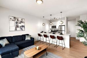 Η κουζίνα ή μικρή κουζίνα στο Luxury 3BD Condo DT Minneapolis