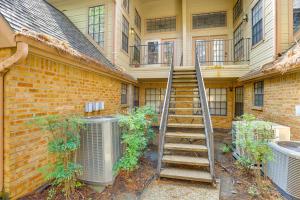 Galería fotográfica de Pet-Friendly Condo with Pool Access in Houston en Houston