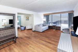 Postel nebo postele na pokoji v ubytování Holiday Inn Port Arthur - Park Central by IHG