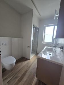 Koupelna v ubytování Tomorrowland Crib in de buurt van Boom