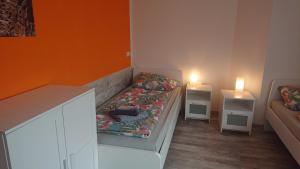 Gallery image of Zweibettzimmer mit Gemeinschaftsküche und Gemeinschaftsbädern in Hohenstein-Ernstthal