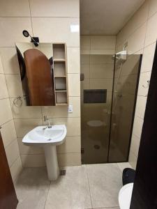 Vannituba majutusasutuses Casa Itagua proximo a praia +20 fotot