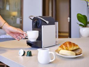 Mercure Vung Tau Resort的咖啡和沏茶工具
