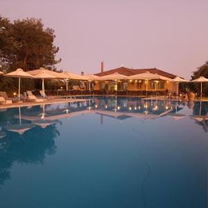 Bazén v ubytování Hotel Sias Resort nebo v jeho okolí