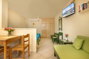 Χώρος καθιστικού στο Armonia Apartments