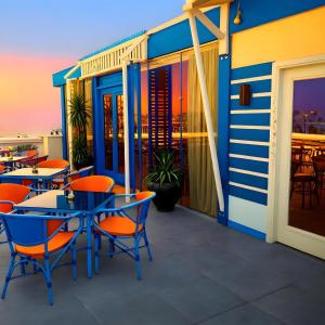 Balkon oz. terasa v nastanitvi PYramiDS OaSiS ViEW HoTeL