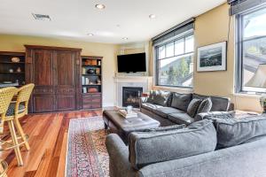 a living room with two couches and a fireplace at Less Than 1 Mi to Sun Valley Resort Dtwn Ketchum Condo in Ketchum