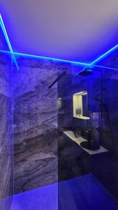 TV a/nebo společenská místnost v ubytování Legacy Marine2 - Zadar, Luxury Suites