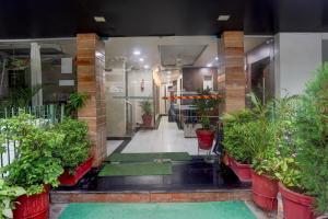 KivarliCollection O Shantivan Bus Terminal Formerly Hotel Suhagan Heights的相册照片