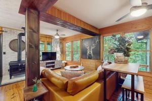 TV o dispositivi per l'intrattenimento presso Tiptop Treehouse