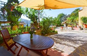 A garden outside Il Frantoio