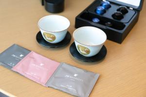 JW Marriott Hotel Nara的咖啡和沏茶工具